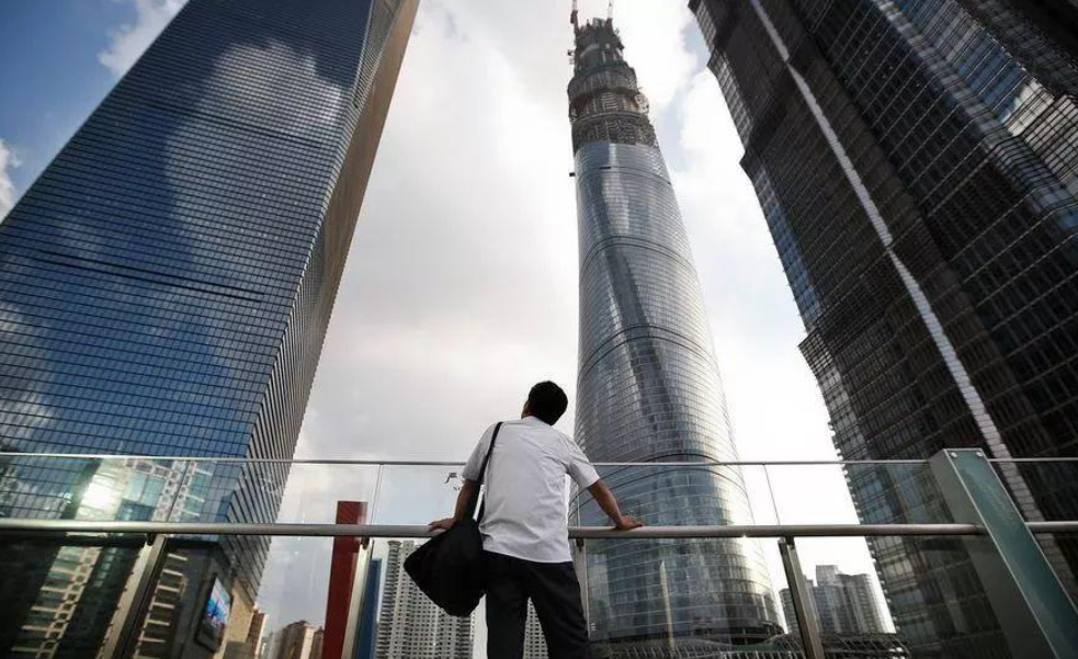 2021年还能买房吗？地产禁令会松动么？王健林的推断一针见血