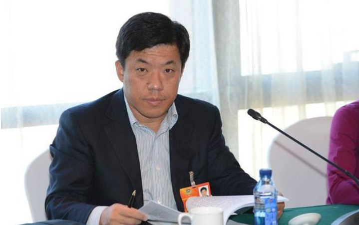 农民出身的内蒙新首富入股蚂蚁集团身价435亿金融牌照集齐4张
