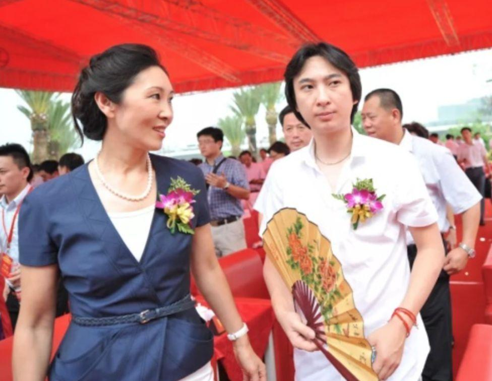 2年帮老公还债2000亿！王健林妻子林宁嫁不嫁首富我都是豪门
