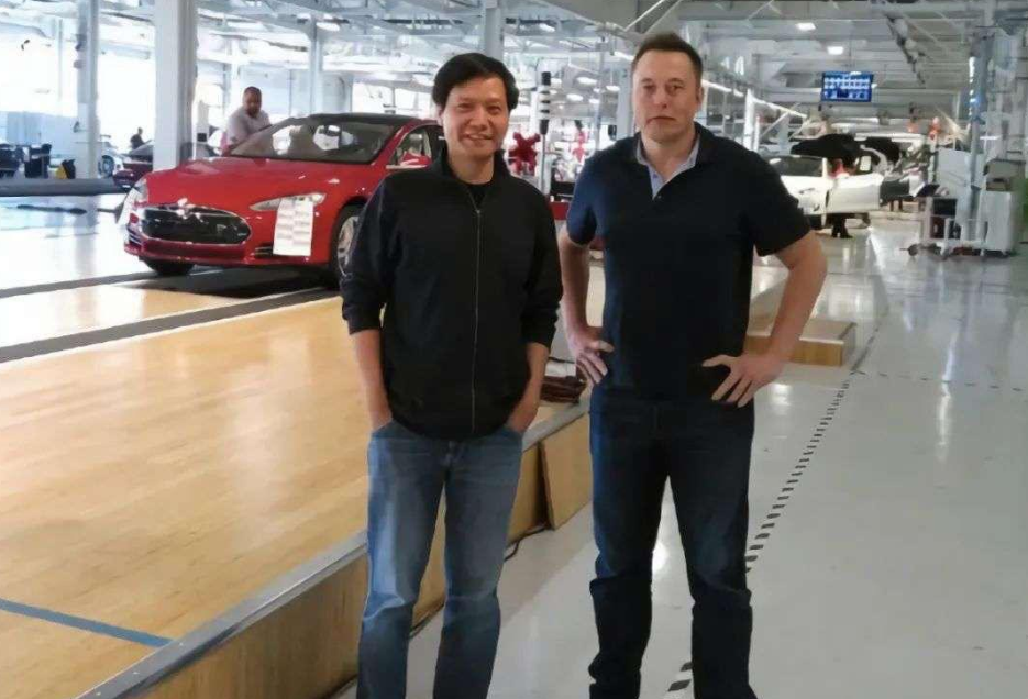 曾2次拜访马斯克的雷军为何事后感慨他做的事我们只能跟随