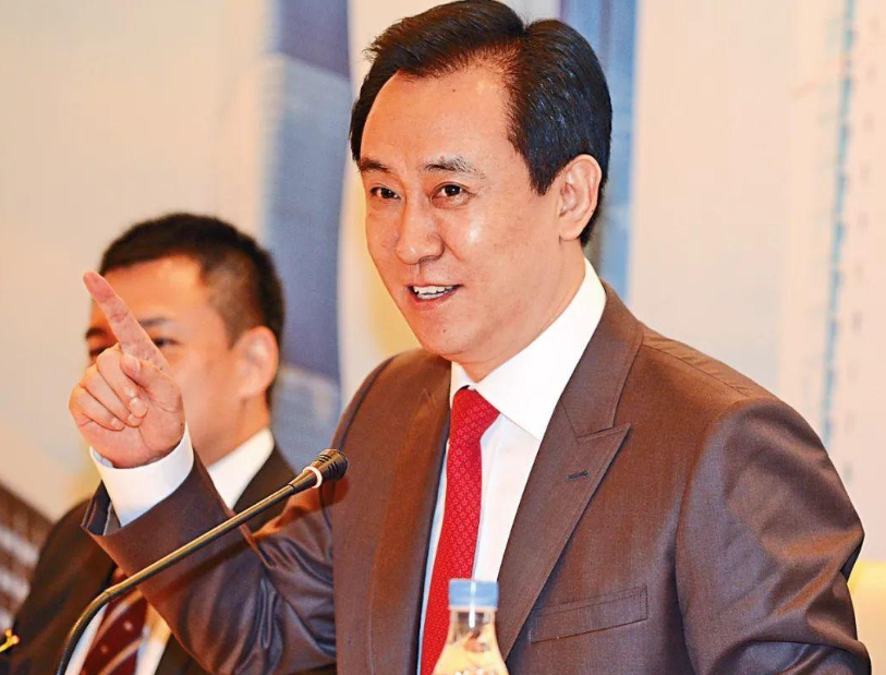 干过保安掏过粪靠打牌融资5亿许家印的隐忍你学得会么