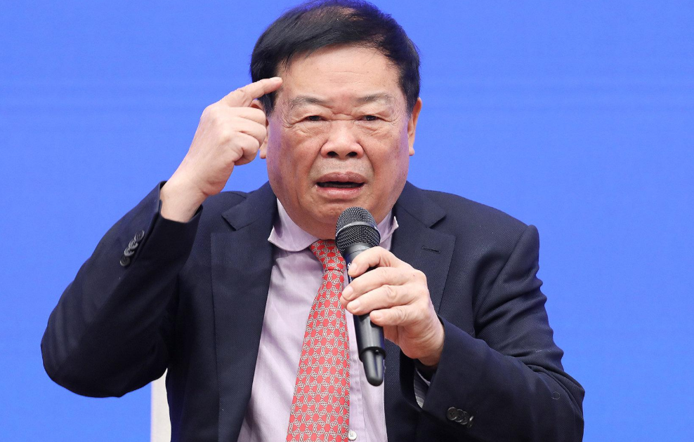 为何不做房地产？曹德旺对杨澜坦言投机取巧赚的钱终要还回去