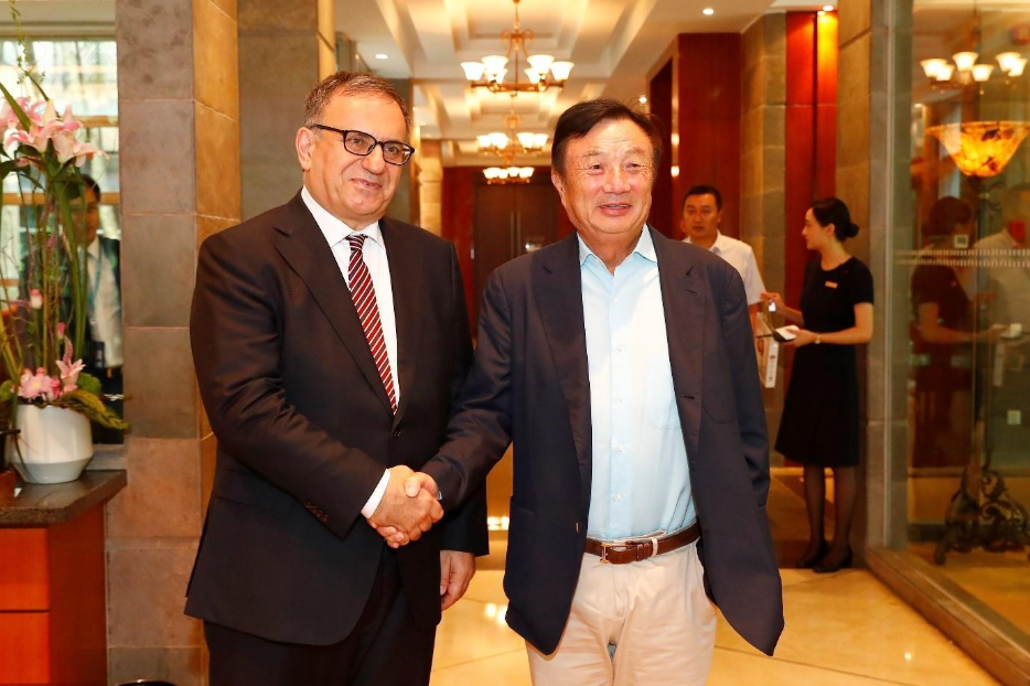 华为为何能精准选中通信产业？任正非上了贼船想下下不去