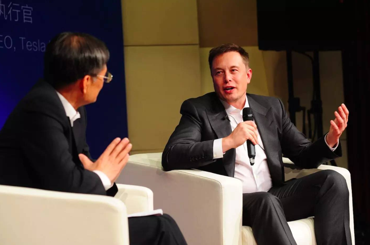 马斯克真的傲慢么？还是雷军的评价中肯他干的事我们都想不到