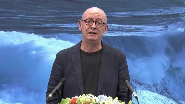 钱伟长告诫任正非别向外国人低头！25年后3万外国人为华为打工