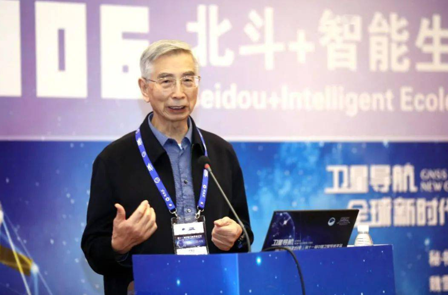 态度180大转弯光刻机可以自由购买？倪光南告诫放弃幻想