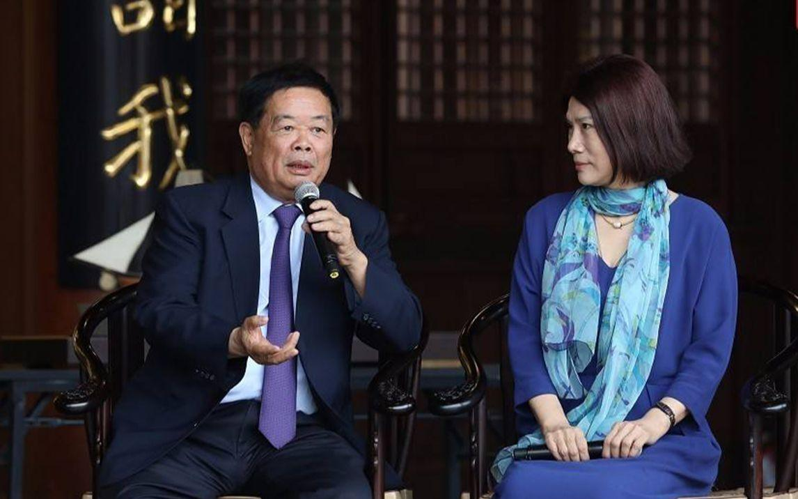 抨击商界大佬为何唯独欣赏董明珠？曹德旺很直白她太漂亮了