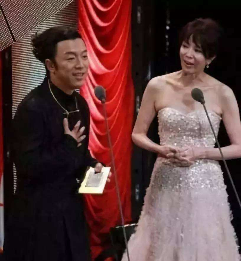 马云调侃我长相如何？黄渤的回答给足面子！大佬过招PK情商