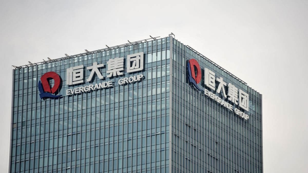 199亿接盘万达酒店富力以为捡到了宝？退步抽身还得看王健林
