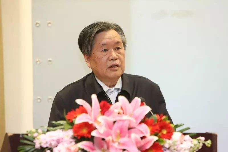 与联想师出同门却靠100万自研CPU成功比肩英特尔i7被央视盛赞