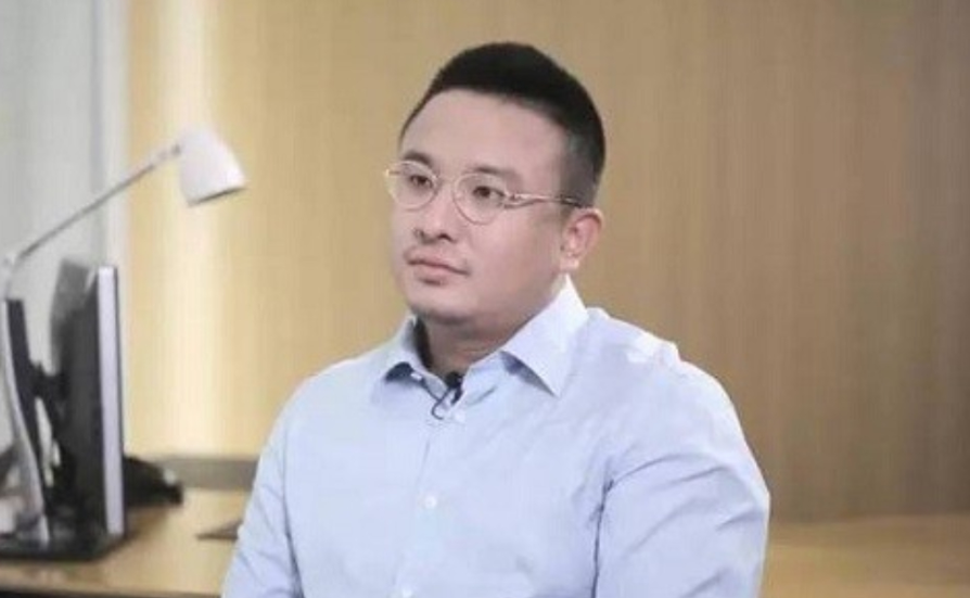 95亿美元卖给阿里高管被清场80后创始人为何没有怨言？