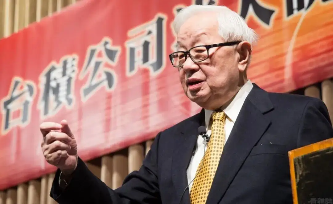 台积电也被卡脖子？冲洗机原料被断张忠谋1000亿建厂要泡汤