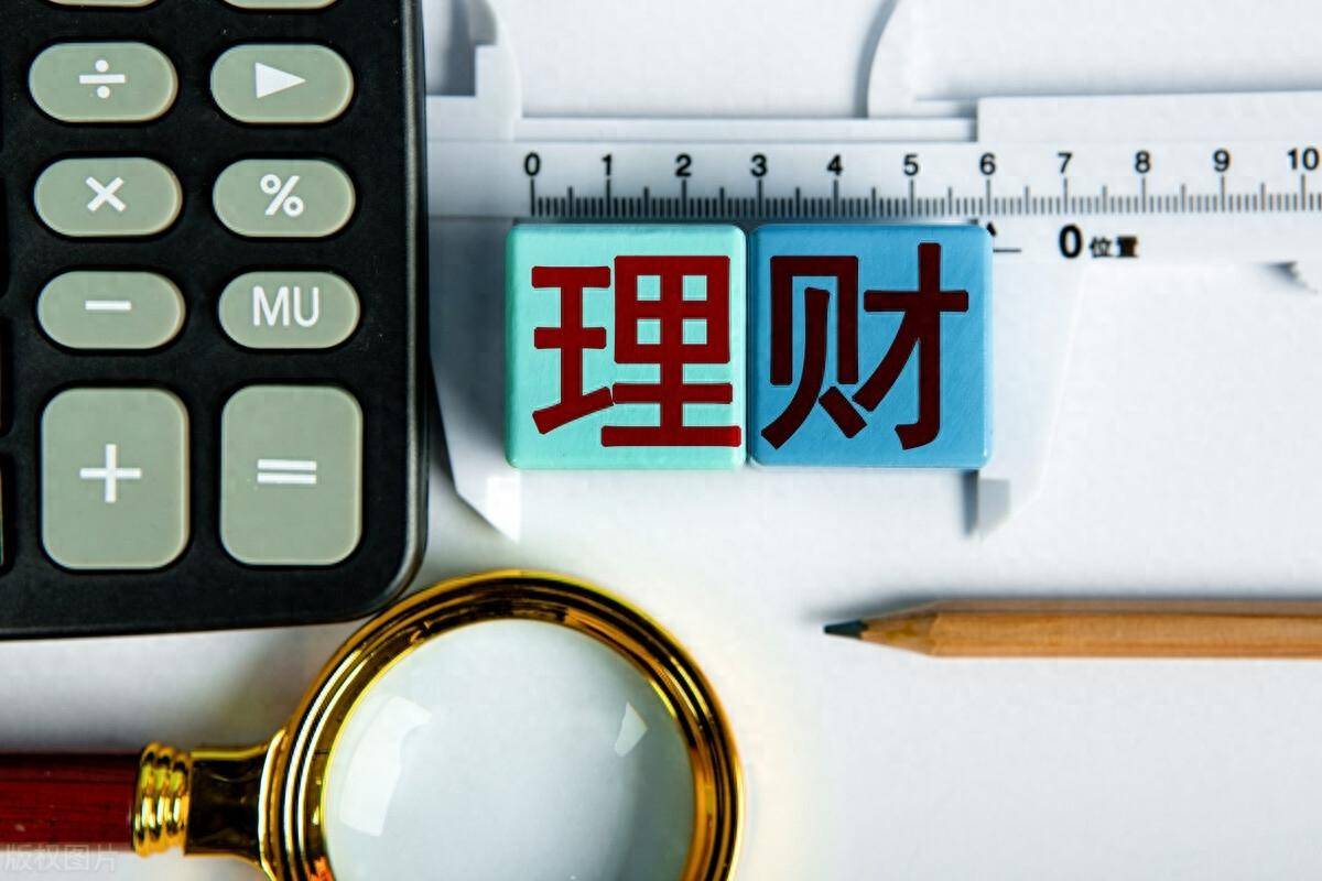 庄家酒后吐真言牛股启动前成交量都会有这样的征兆！