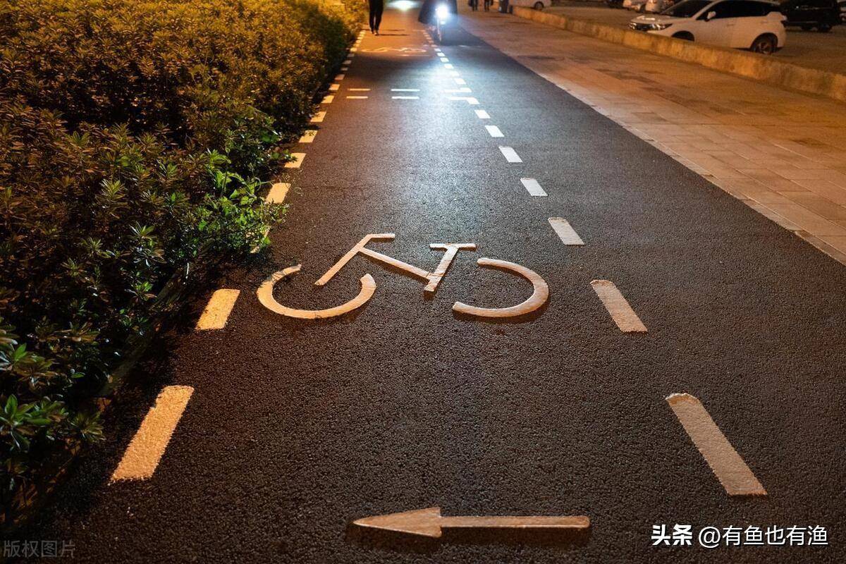 2亿股民蒙在鼓里为什么庄家敢打压股价,却不怕别人抢廉价筹码