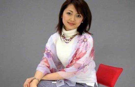 新任中国女首富诞生！坐拥1900亿财富26岁继承万亿家产
