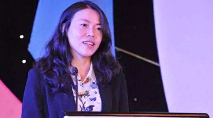 新任中国女首富诞生！坐拥1900亿财富26岁继承万亿家产