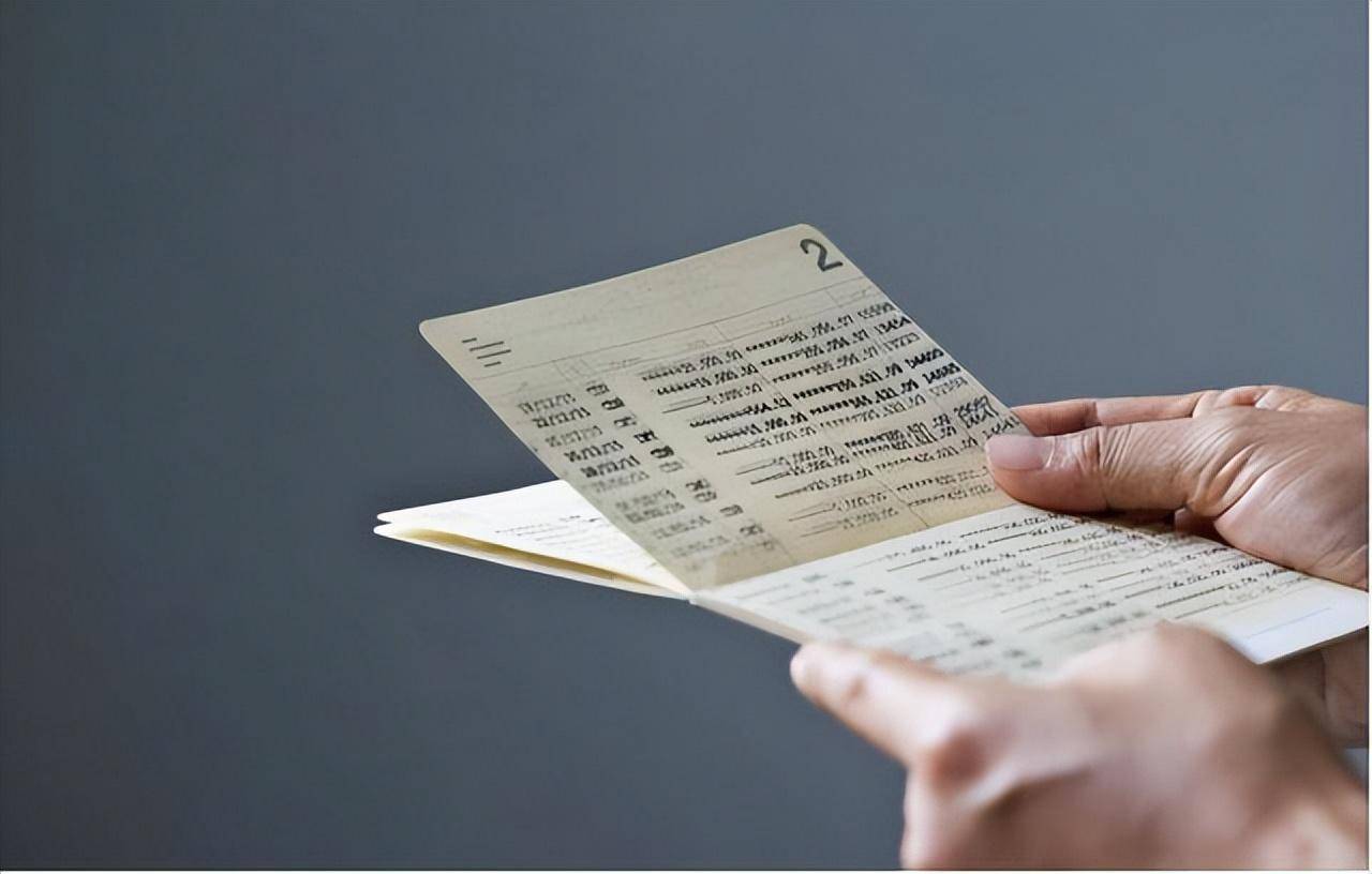 能一次性拿出100万存款的家庭在国内有多少？银行经理直言不讳