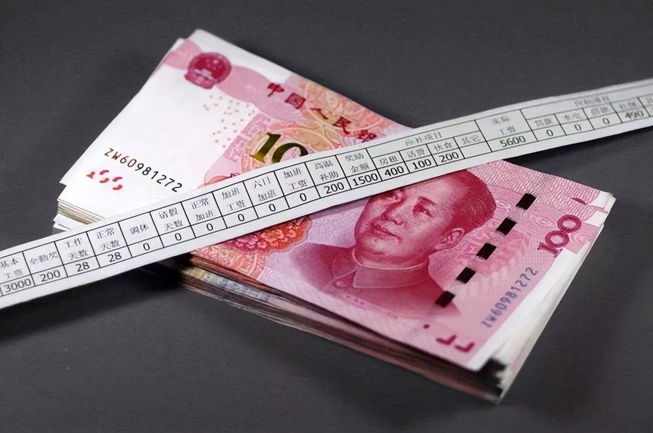 能一次性拿出100万存款的家庭在国内有多少？银行经理直言不讳
