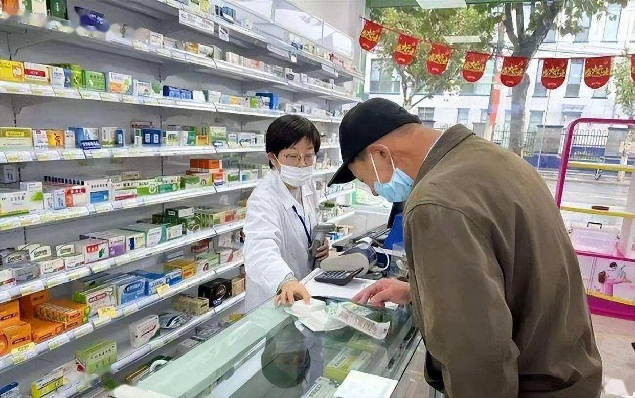 为什么我国满大街都是药店？他们靠什么赚钱？内部人说出实情