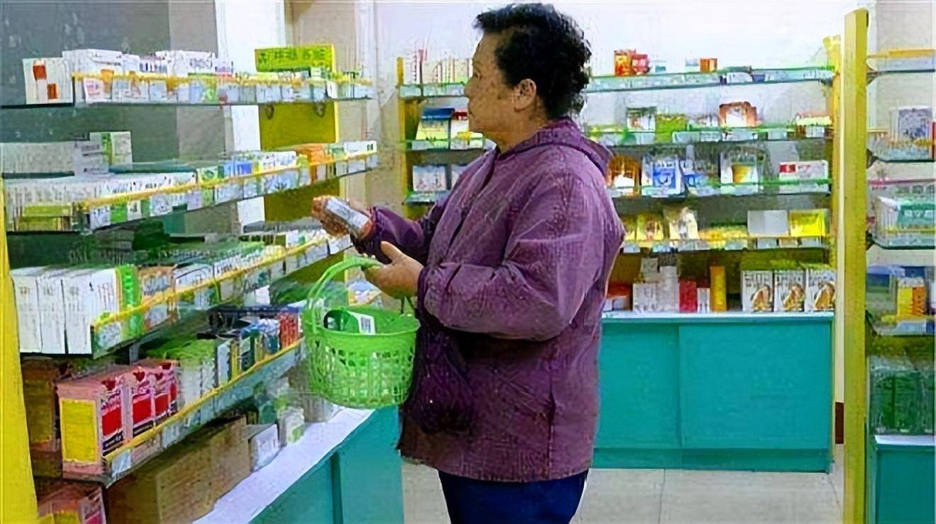 为什么我国满大街都是药店？他们靠什么赚钱？内部人说出实情