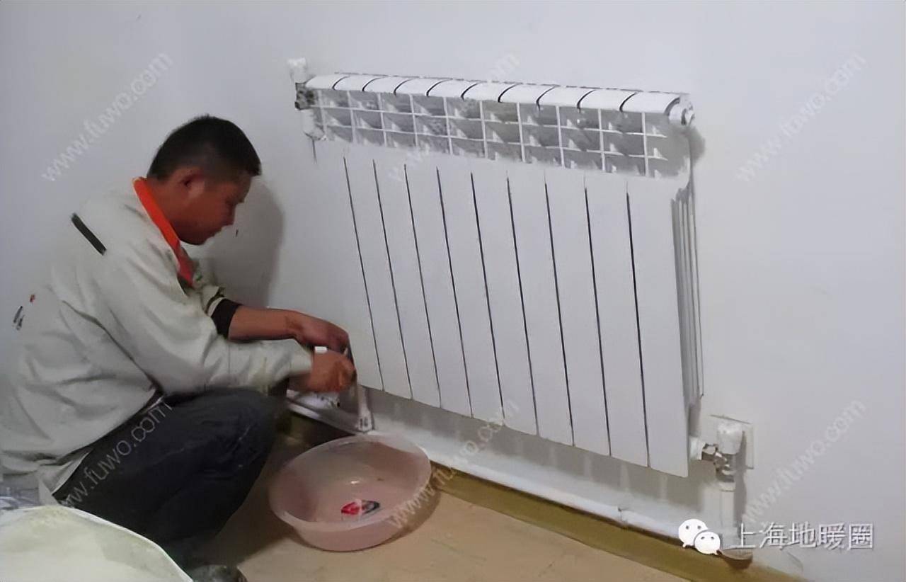 为什么越来越多的人把地暖扒掉开始安装暖气片？