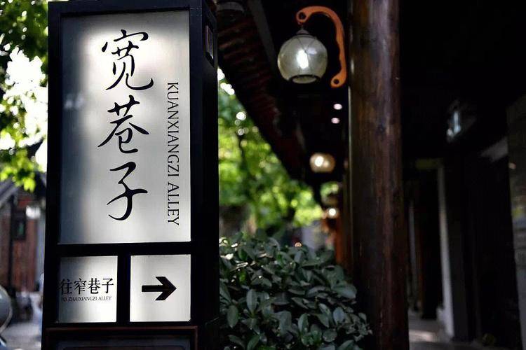 有10万闲钱全买3元左右低价股不理会涨跌一直持有会赚钱吗？