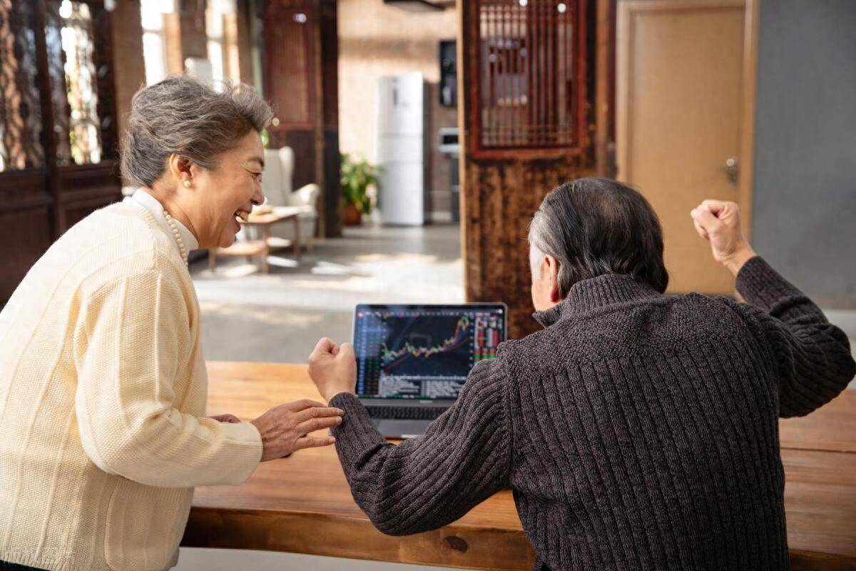 主力是在出货还是洗盘？集合竞价已说明一切不再高买低卖