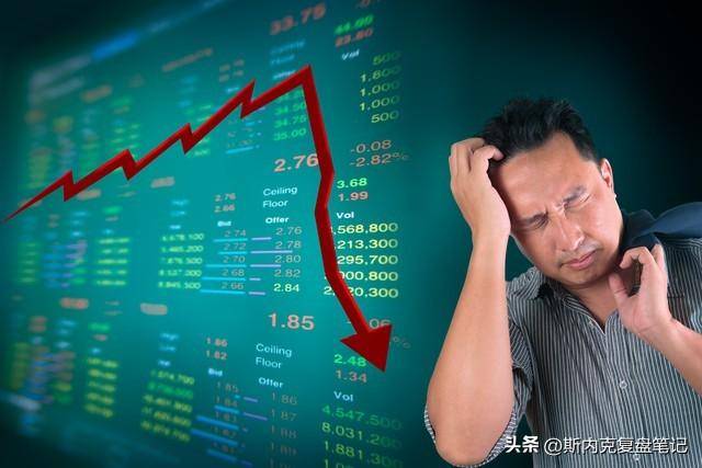 股价越跌散户越买那主力砸盘的话散户岂不是更多了？