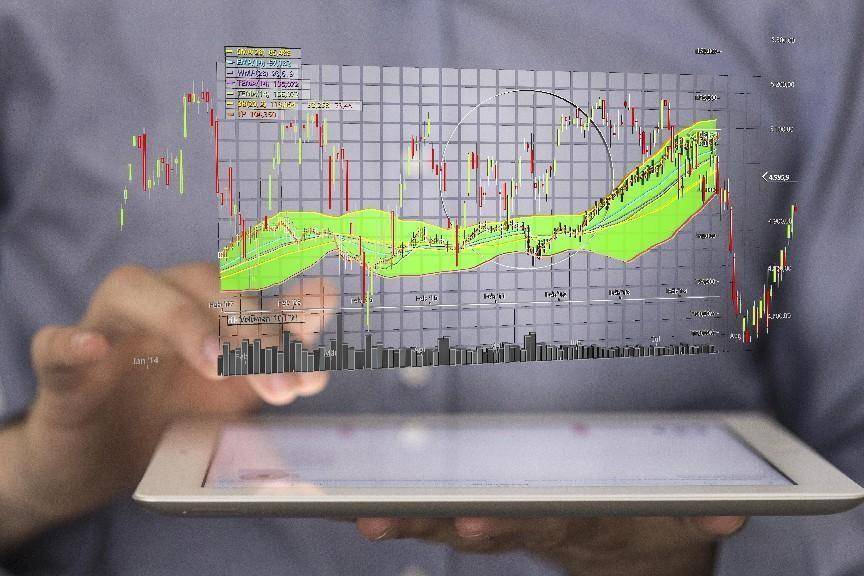 金母鸡量化教学场如何搭建可重用的验证环境？