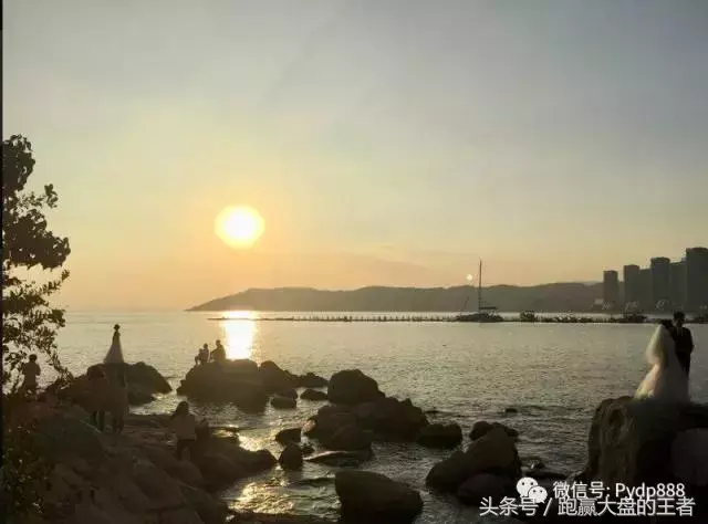 近在咫尺中国股市下跌调整中的机会！