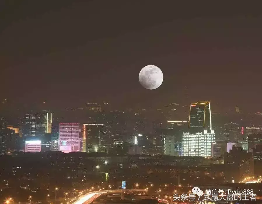A股出现连环地雷！如何在踩踏惨剧中活命？
