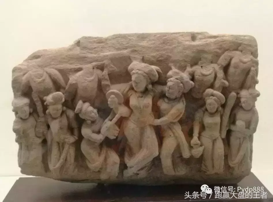 暴跌开始了吗？一类股暗藏崩溃风险你有赶紧跑！
