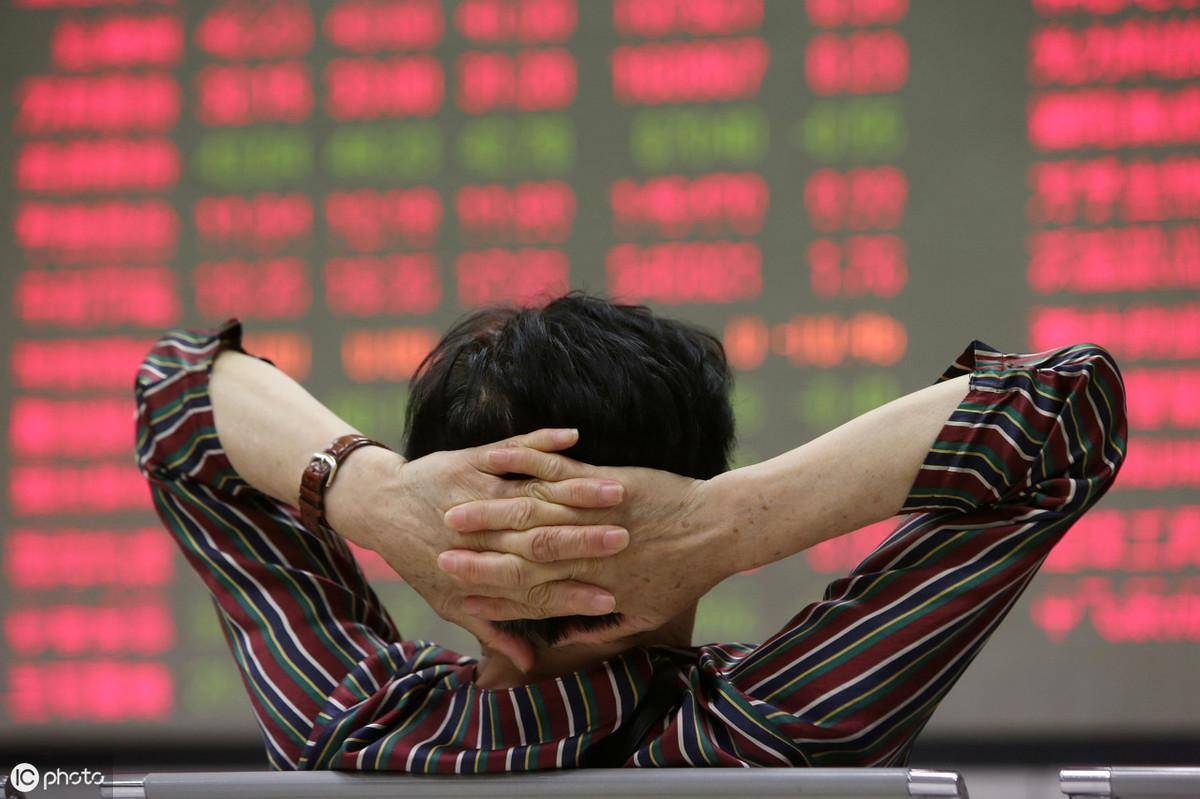 一个股票亏30需要补仓拉低成本吗?