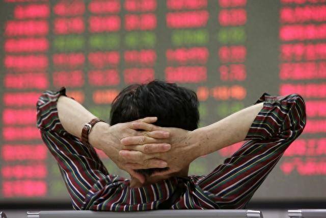 散户为什么总是亏钱？
