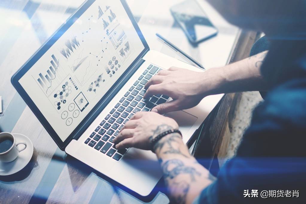 一名真正的职业期货交易者和行情分析师之间的区别